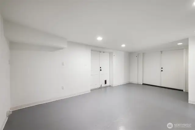 New Epoxy Flooring in Garage