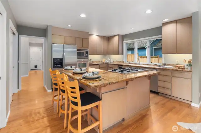 Kitchen with kitchen island