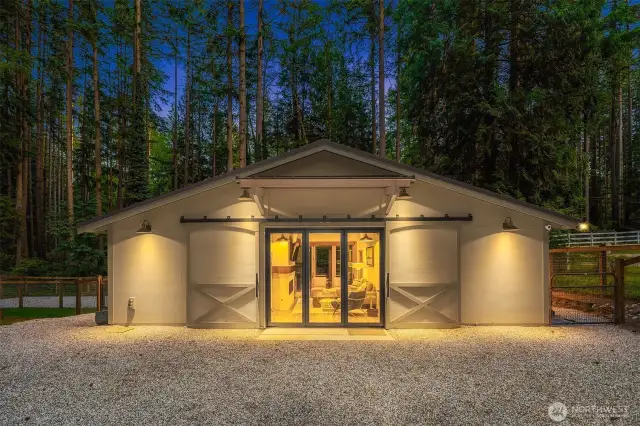 894 SF detached living space (not included in MLS SF)