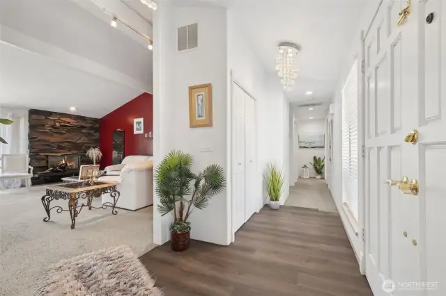 Newer LVP & silk-carpet flooring throughout
