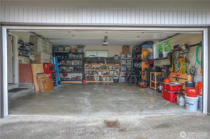 Spacious 2 car garage is approx. 484 sq.ft…amply off-street parking in front…