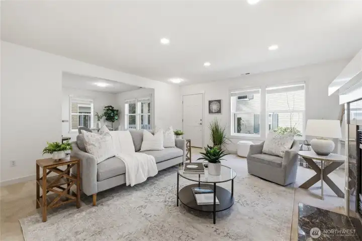 Living room (staged)