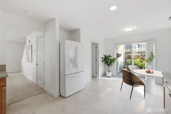 Breakfast nook (virtually staged)