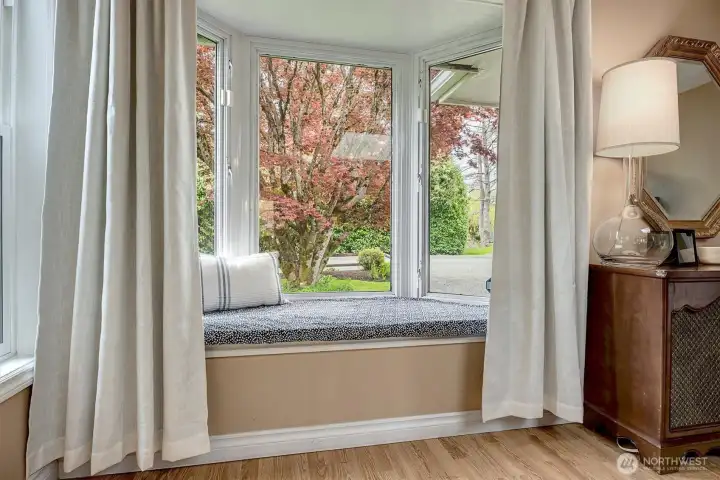 Charming bay window seat!