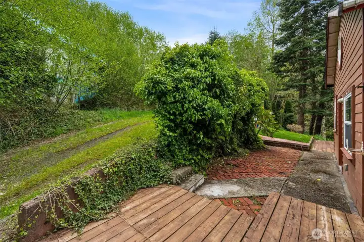 This road is an easement to the house next door.
