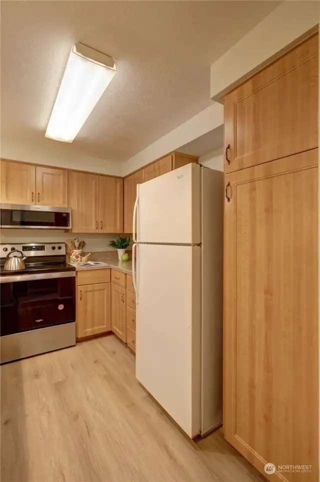 Well-designed kitchen offers lots of storage space