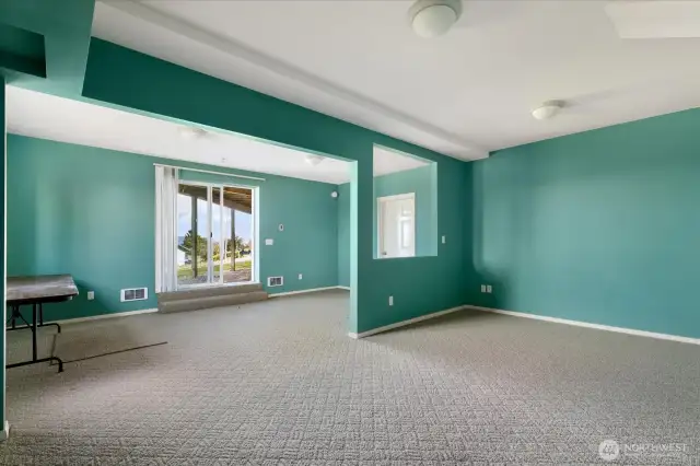 Bonus Room in the daylight basement