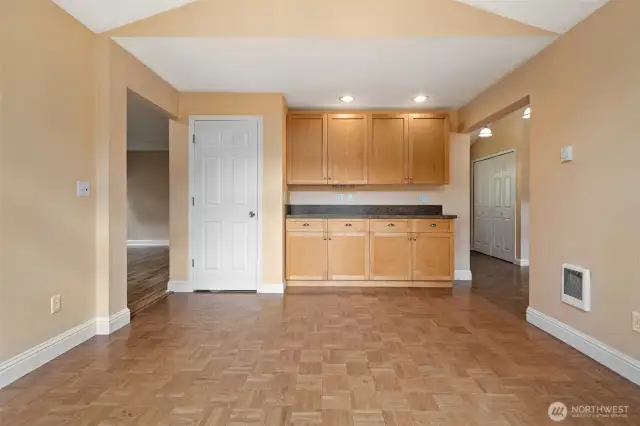 Lots of cabinets and counter space in the dining area