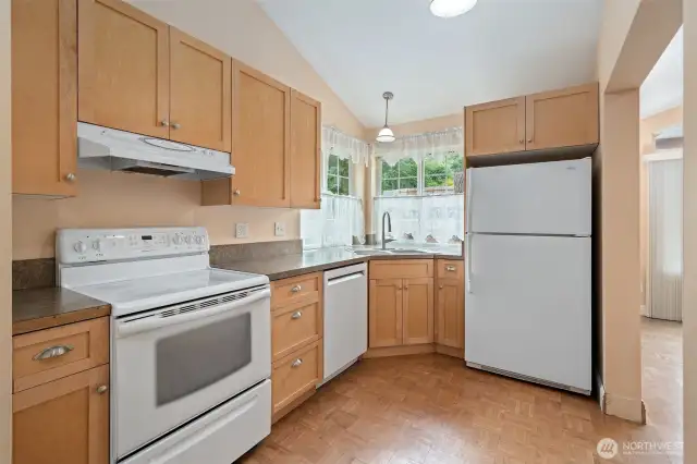 Light and bright kitchen