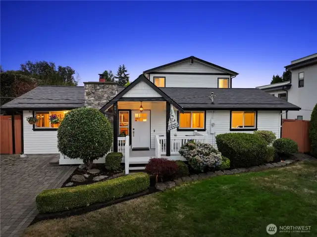 Charming home in Norkirk! A few blocks from Peter Kirk, a stone's throw from Deru, a local scratch kitchen favorite.