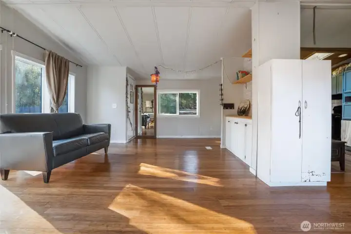 Bamboo hardwood floors.