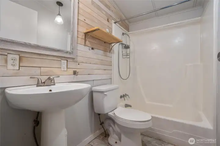 Main Bathroom