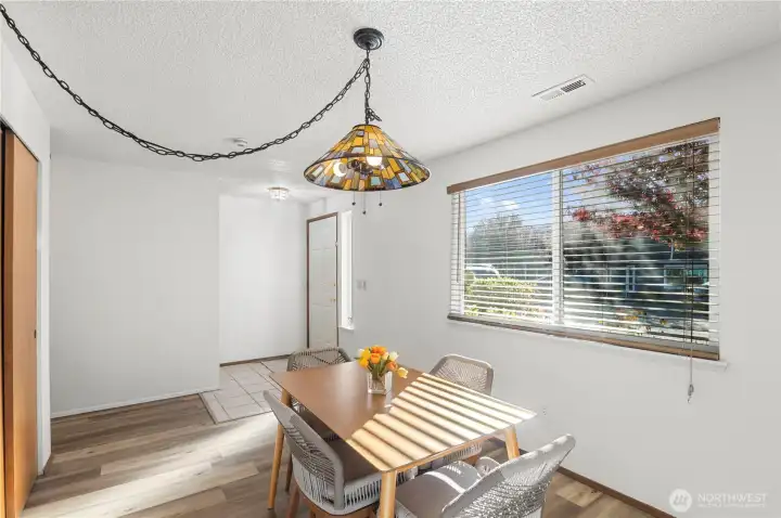 Tons of room to entertain!