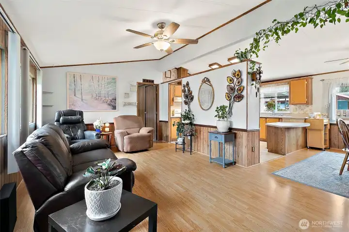 Open floor plan is great for entertaining