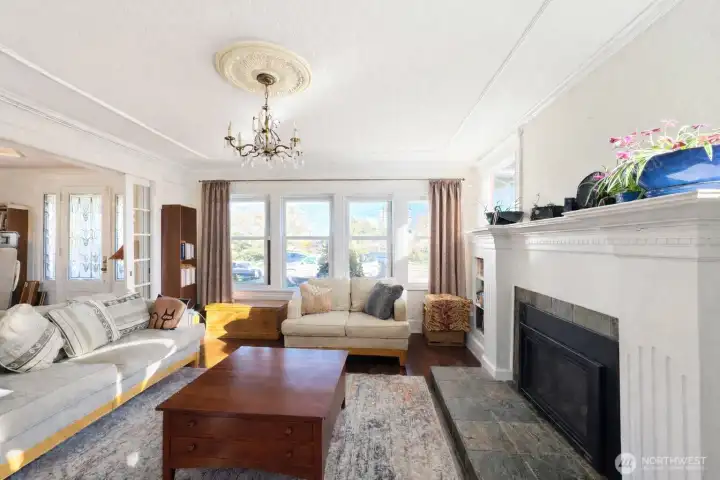 Large Formal Living Room