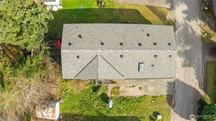Recently Replaced Roof is in great condition!