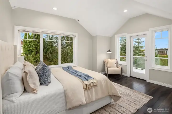 Ensuite with deck/views