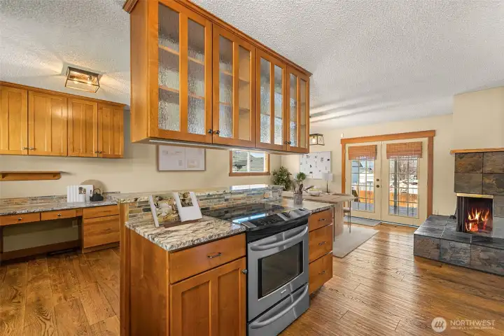 Granite counters and hardwood flooring.  Virtually staged