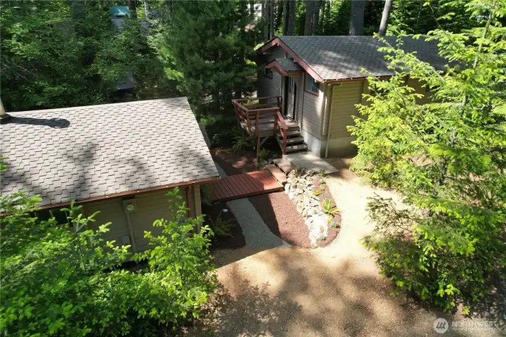 Entry ways to both cabins.