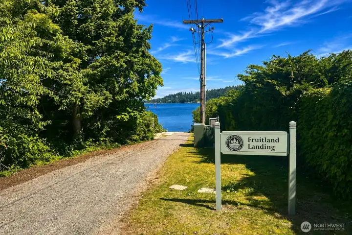 4-minute Walk To Lake Access @ Fruitland Landing