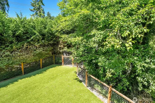 Private Back yard backing to green space