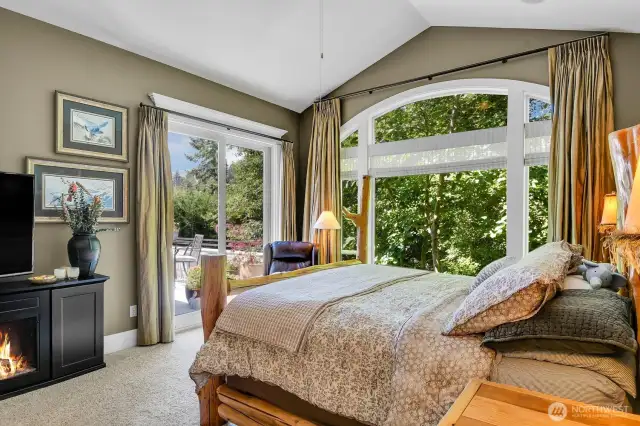Primary suite with Deck