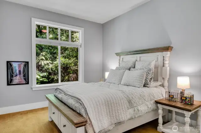 Guest bedroom