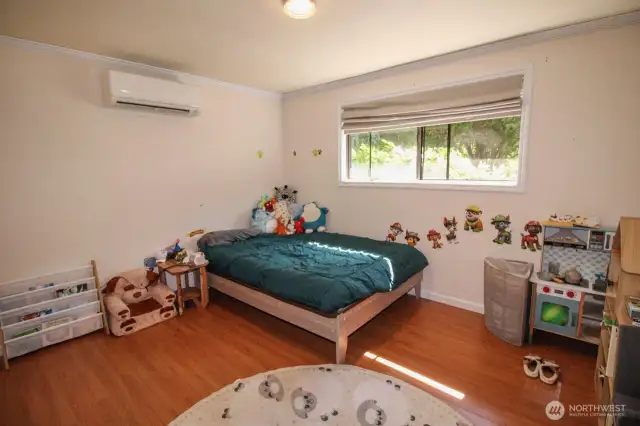 Second bedroom