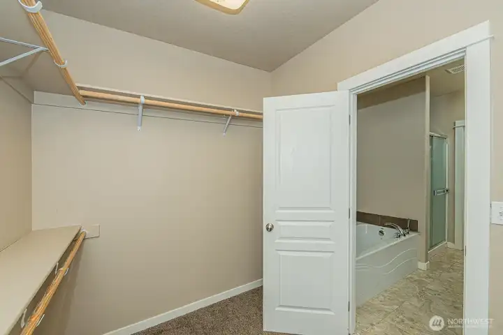Primary Walk-in-closet