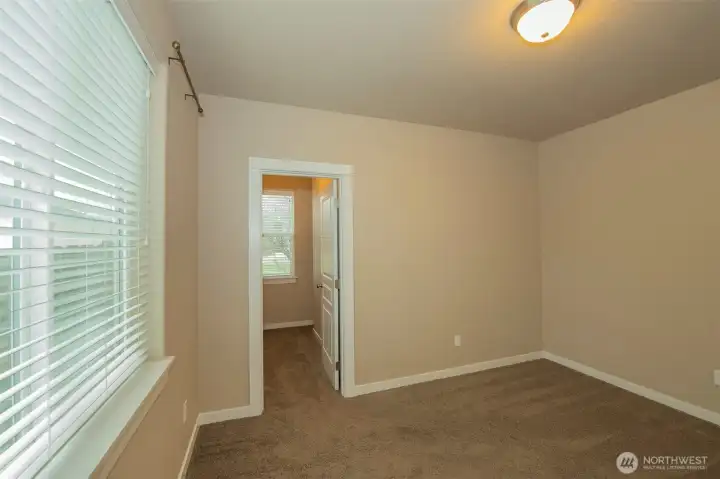 Bedroom 4 w/walk in closet