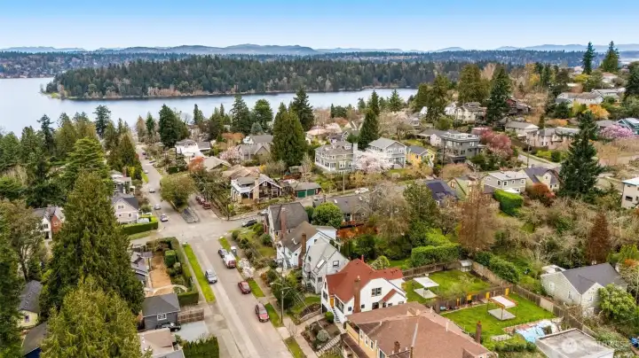 Close to the water, local favorites, and everyday conveniences.