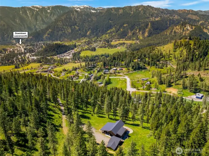 10 private acres, minutes to Downtown Leavenworth