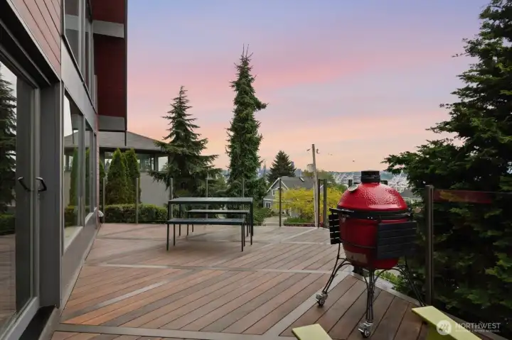 Ever-changing landscapes surround you on this amazing deck.