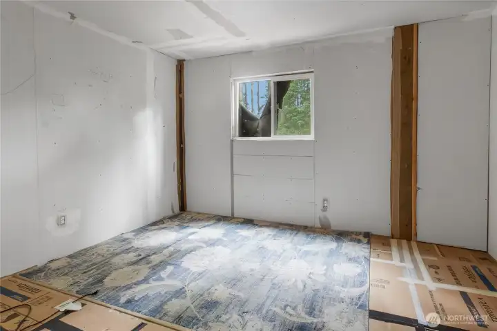 This space in the building under construction is ready for your imagination! This space in the building under construction is ready for your imagination!