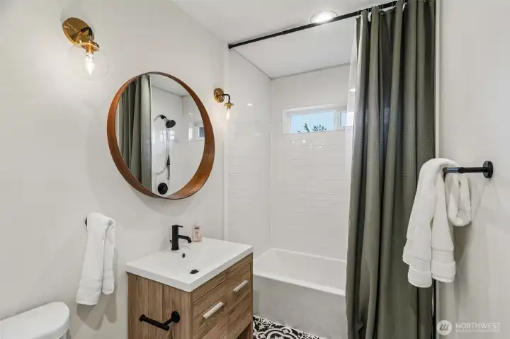 DADU Full Bathroom
