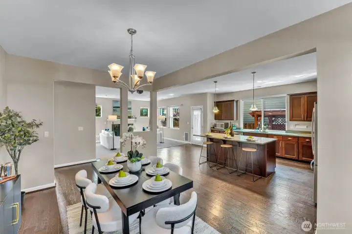 Envision family gatherings here. Envision family gatherings here.
