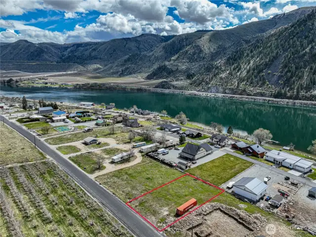 Boundary lines Approximate. Red Storage Container and trailers on two lots to left to be removed soon.