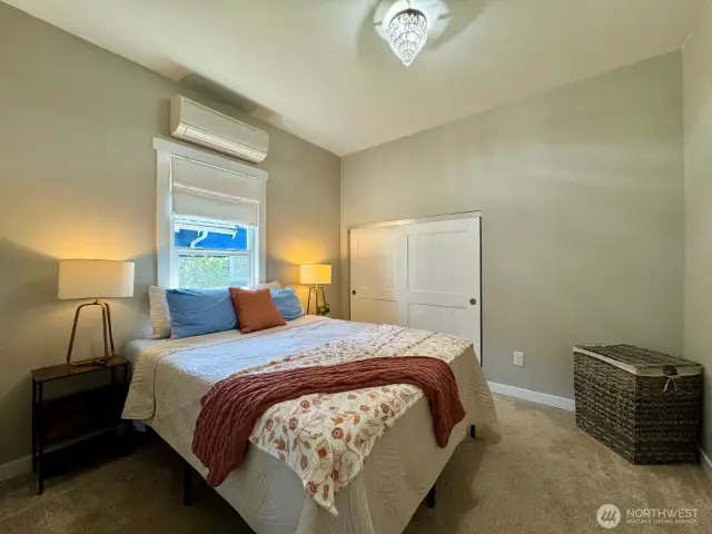 Back bedroom