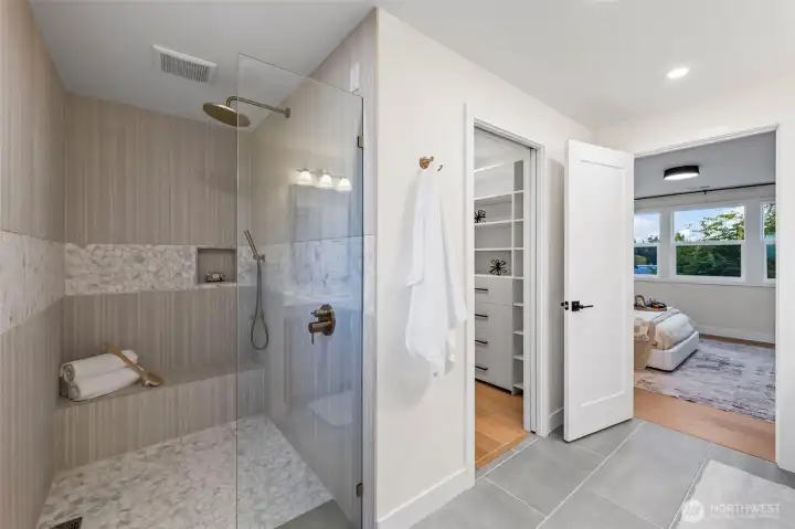 Primary walk-in curb-less shower