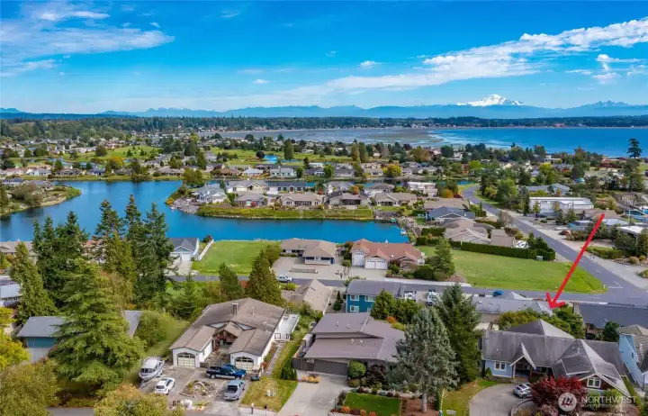 Lot sits above the lower street level offers an unobstructed view!