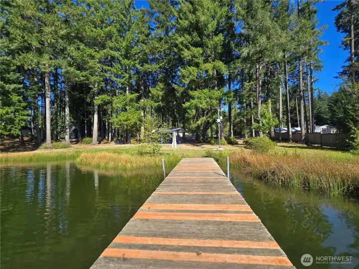 Beach dock