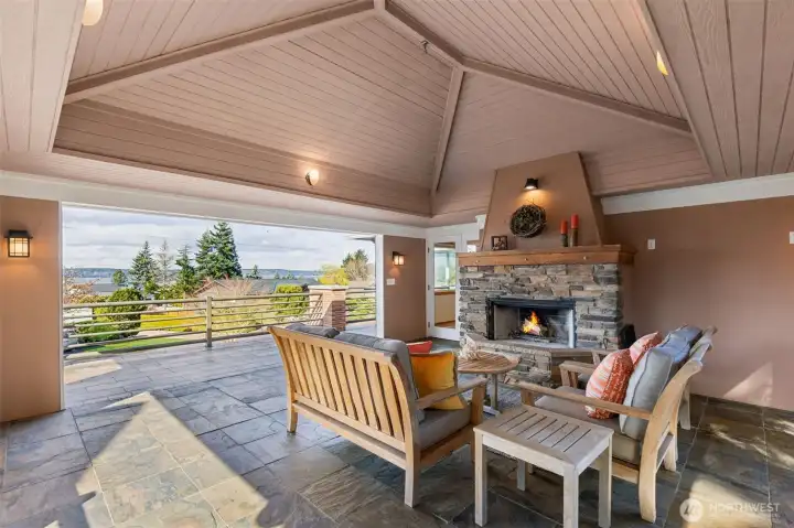 Incredible outdoor covered patio.