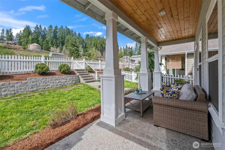 Completely fenced yard, and just enough to enjoy!