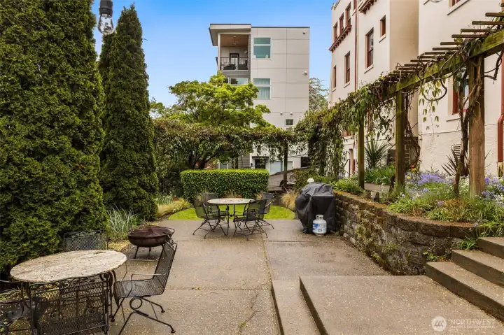 Take in sunset views in the back courtyard, gardens BBQ, & fire pit.