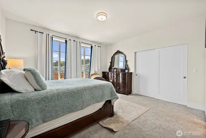 Extra big walk-in closet in bedroom #3 too.