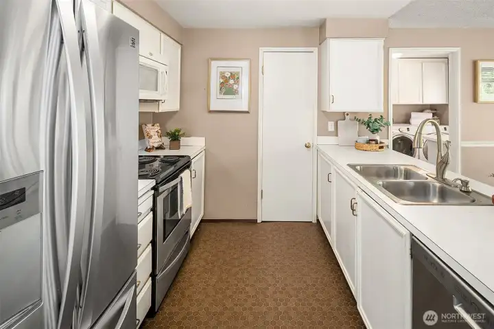 Kitchen Area with closet pantry~