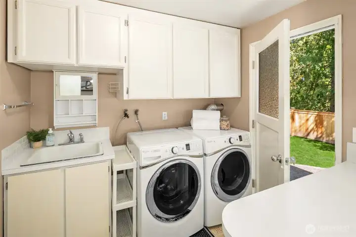 Utility Room with Half Bath and back yard access~