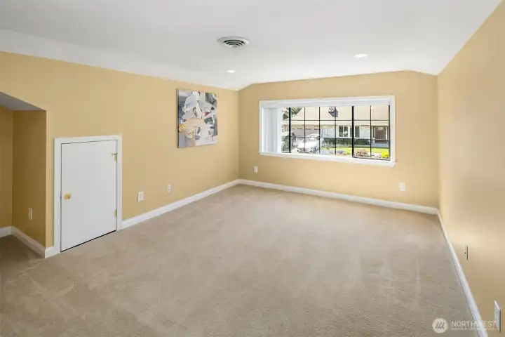 Bedroom Six on the Upper level - or a Bonus Room for a crowd~