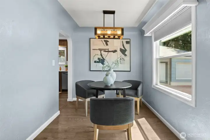 Bright and efficient! A wonderfully placed dining area that proves great style doesn't require massive square footage.