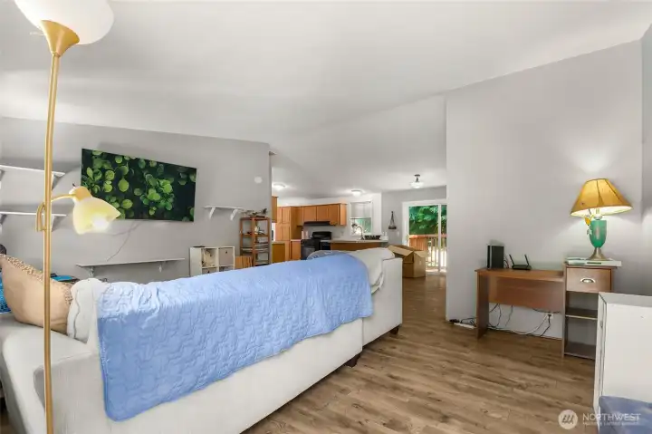 Enter to living room